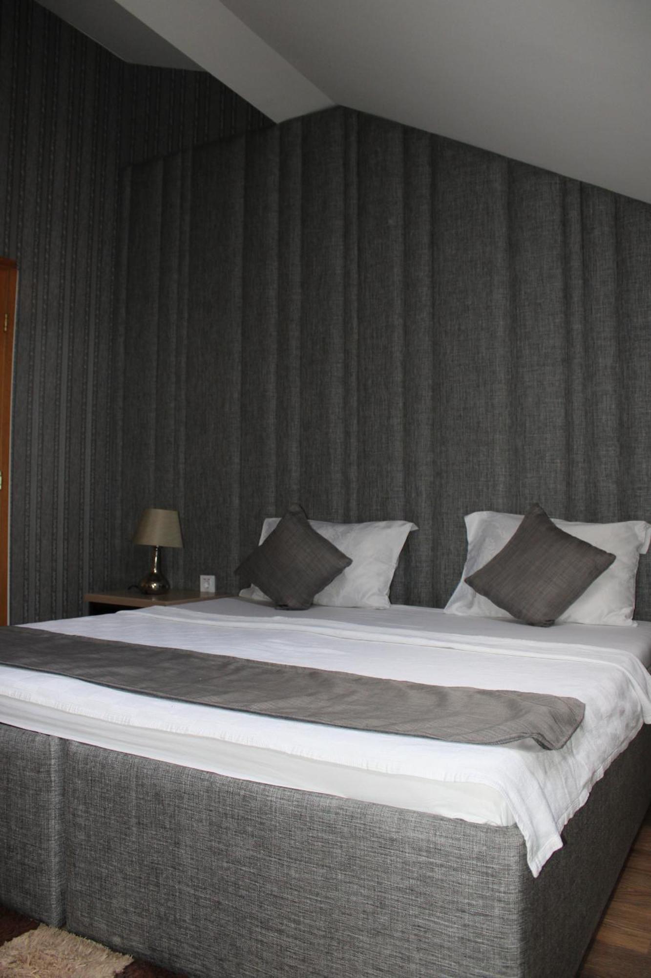 Hotel Cleon Prizren Exterior photo